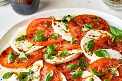 Caprese salad phong vị đặc trưng của nước Ý