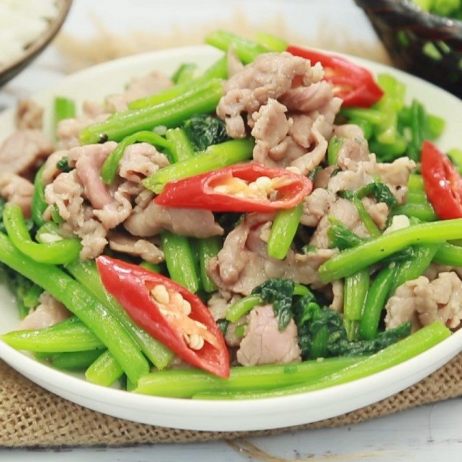 Bò ta xào rau theo mùa