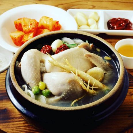 Canh gà thảo dược