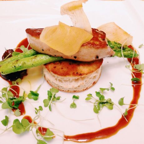 Gan ngỗng áp chảo 