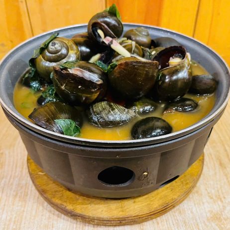 Ốc bươu hấp mẻ 